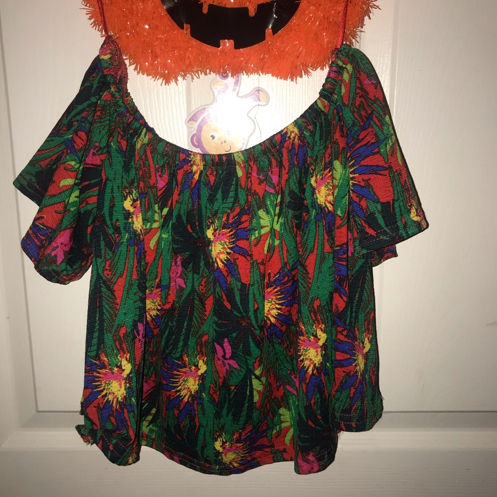 Primark off the should crop top